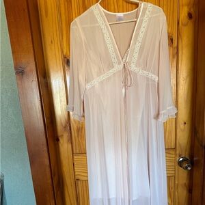 Enchanting Nightgown with Robe Set